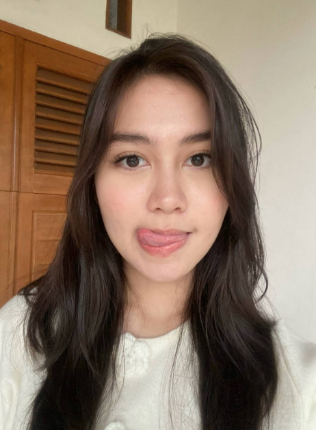 looking makes it hot_122