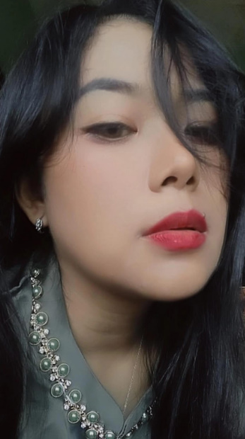 looking makes it hot_122