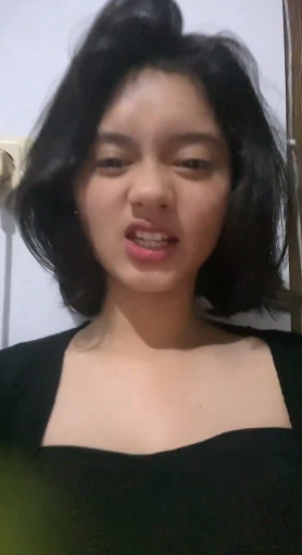 looking makes it hot_122