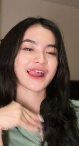 looking makes it hot_122