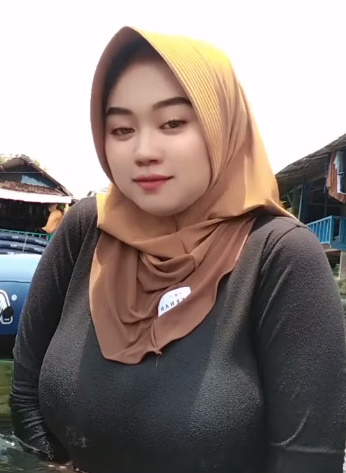 looking makes it hot_123