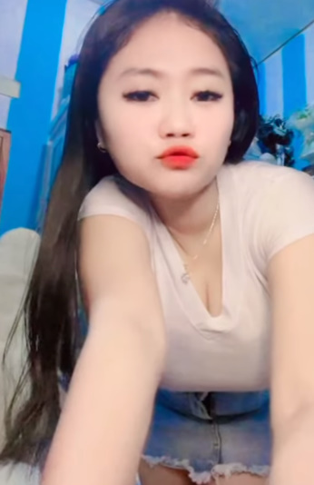 looking makes it hot_123