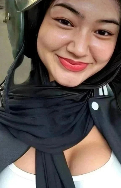 looking makes it hot_124