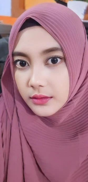 looking makes it hot_124