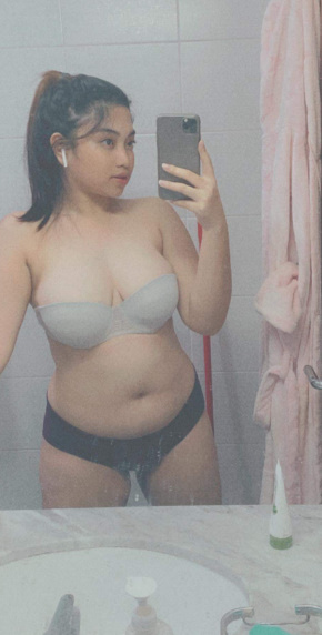 looking makes it hot_125