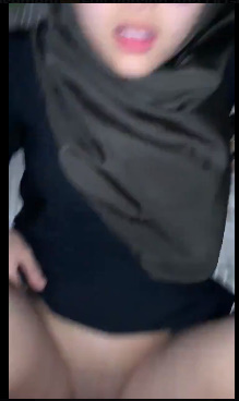 looking makes it hot_125