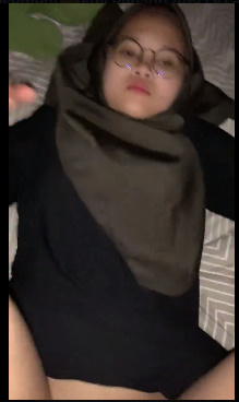 looking makes it hot_125