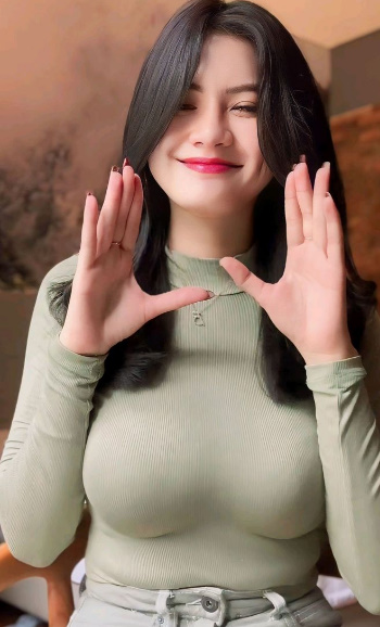 looking makes it hot_126