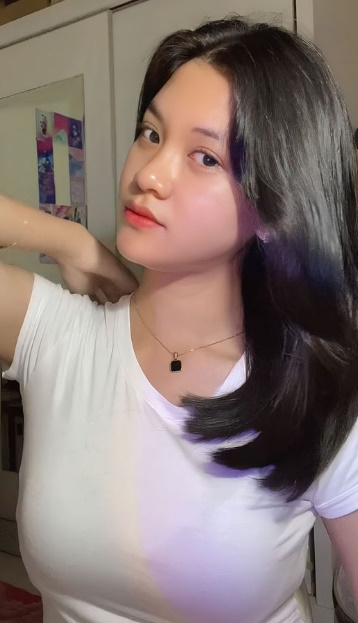 looking makes it hot_126