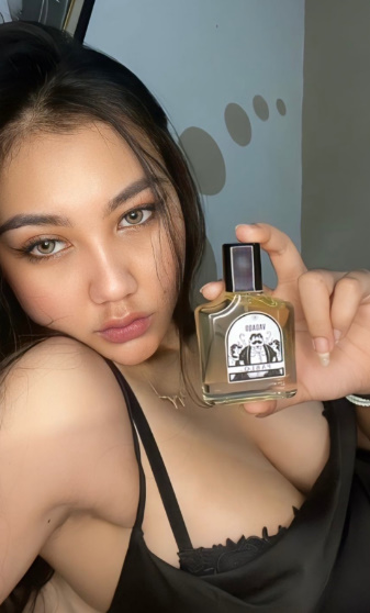 looking makes it hot_128