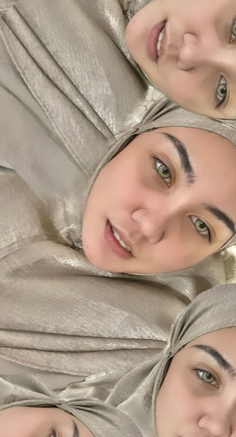 looking makes it hot_128