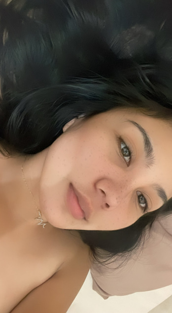 looking makes it hot_128