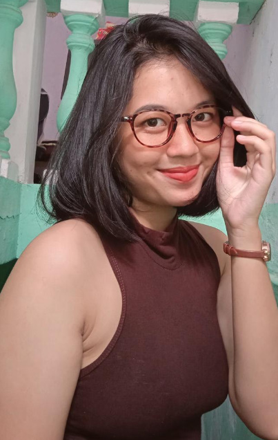 looking makes it hot_140