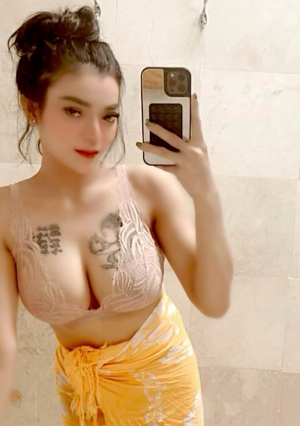 looking makes it hot_143