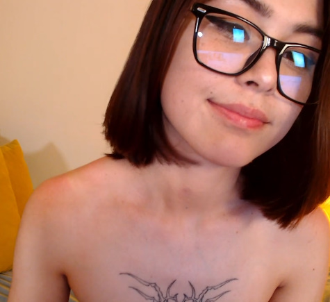 looking makes it hot_145