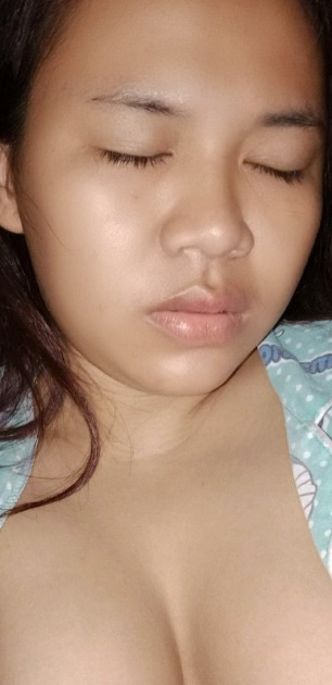 looking makes it hot_146