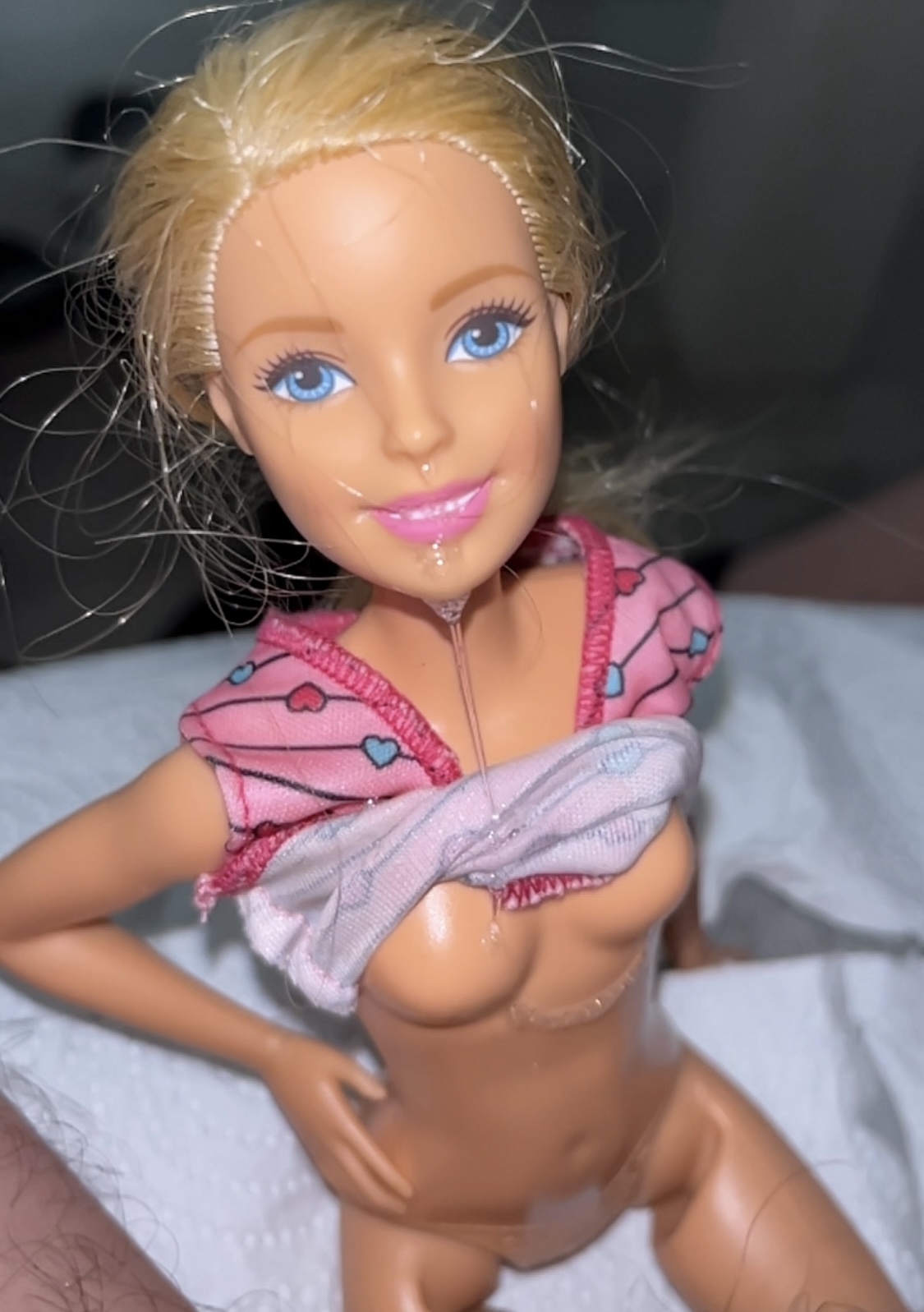 Secondhand store Barbie 3