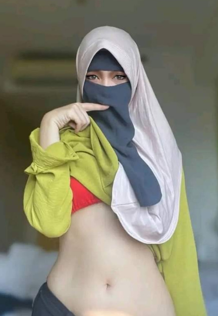 looking makes it hot_155