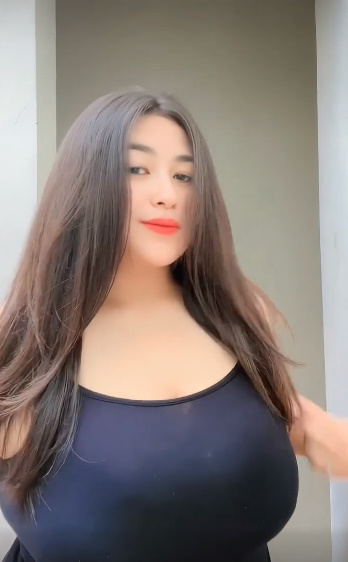 looking makes it hot_156