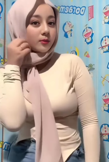 looking makes it hot_157