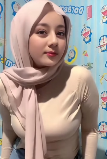 looking makes it hot_157