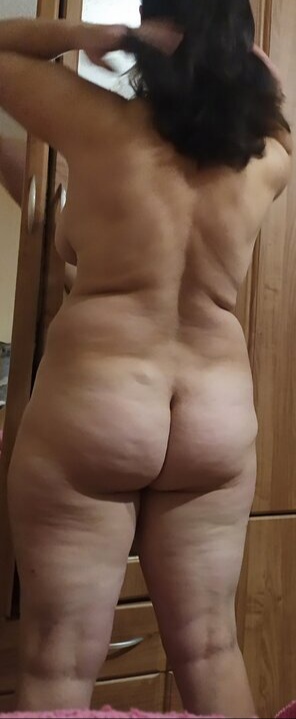 Indian big aunty pic