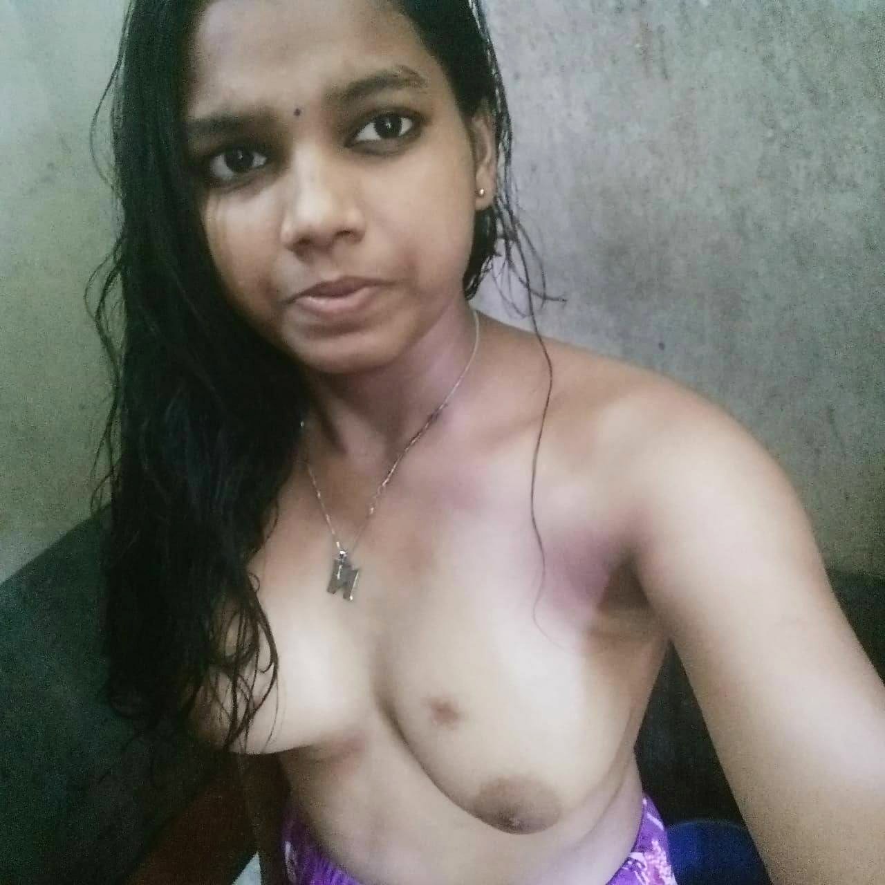 Indian mallu girl leaked pic (8 pictures) - Shooshtime