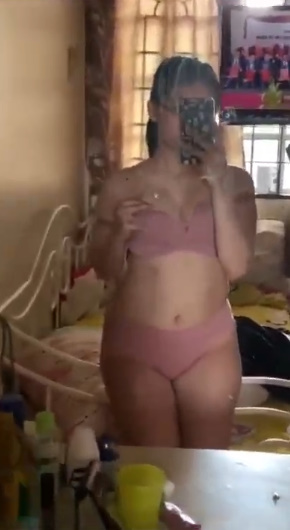 looking makes it hot_161