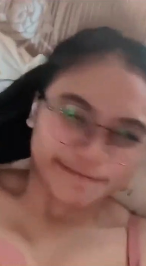 looking makes it hot_161