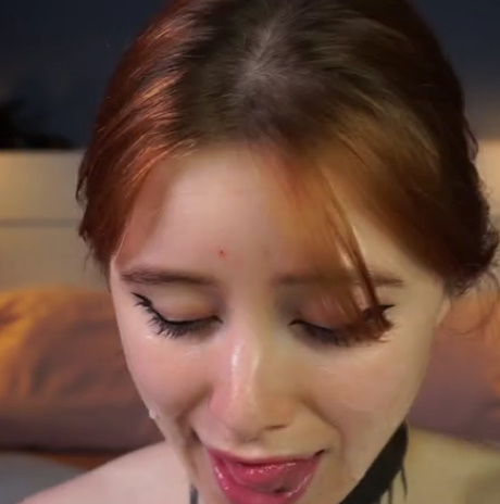 looking makes it hot_164