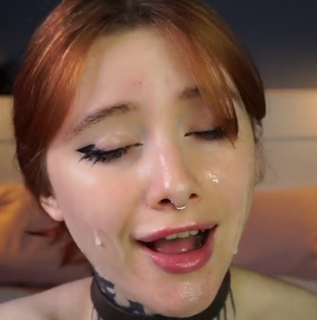 looking makes it hot_164