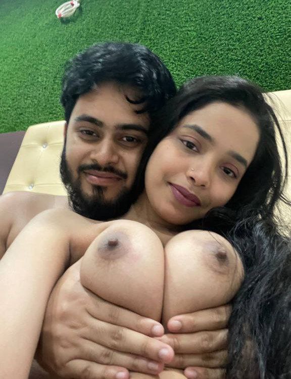 Indian Couple Naked - Indian couple nude pics leaked 2024 (6 pictures) - Shooshtime