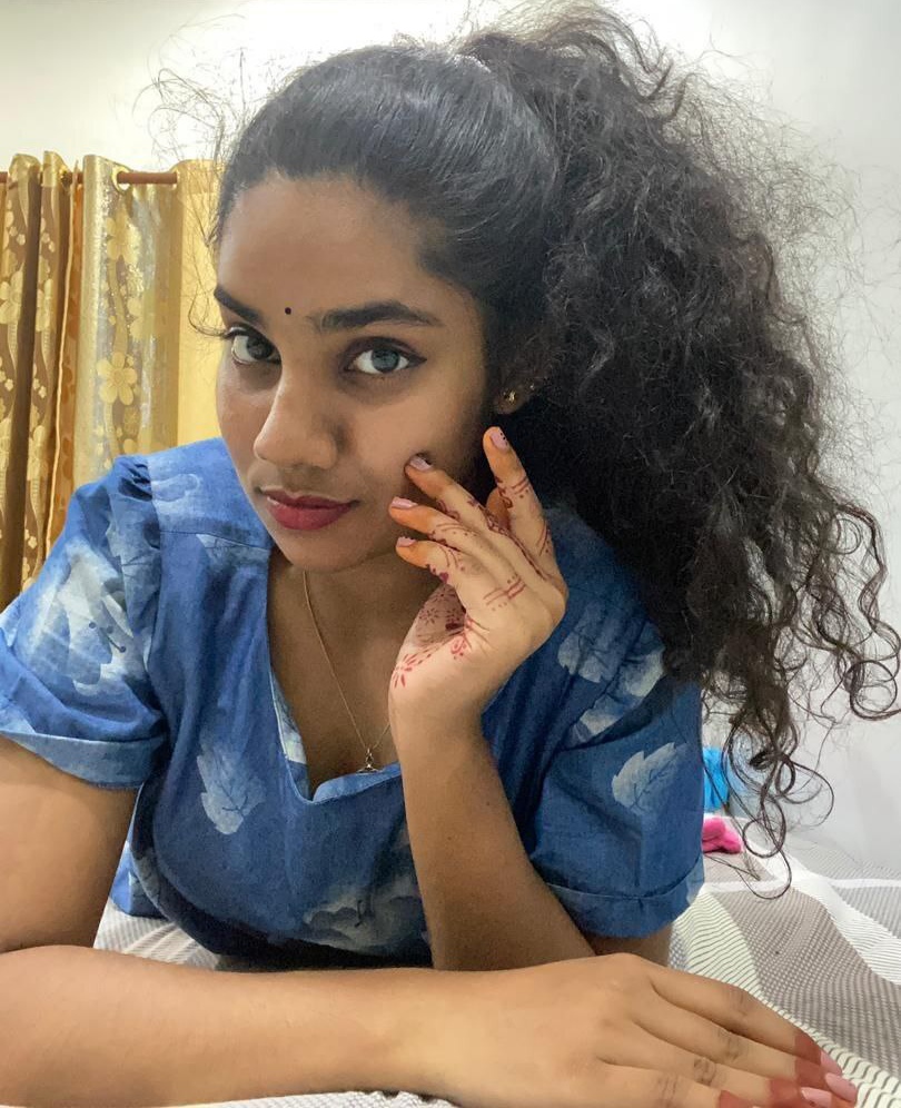 Indian Tamil Extremly Horny Girl Nice Boobs Pics