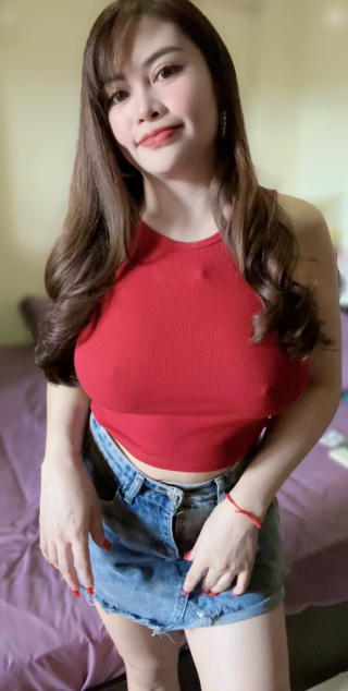 looking makes it hot_167