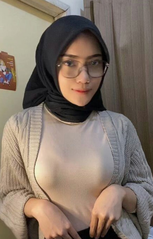 looking makes it hot_170