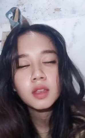 looking makes it hot_170