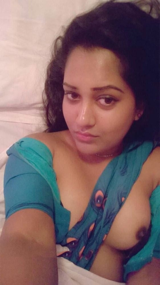 Indian beautiful aunty pic