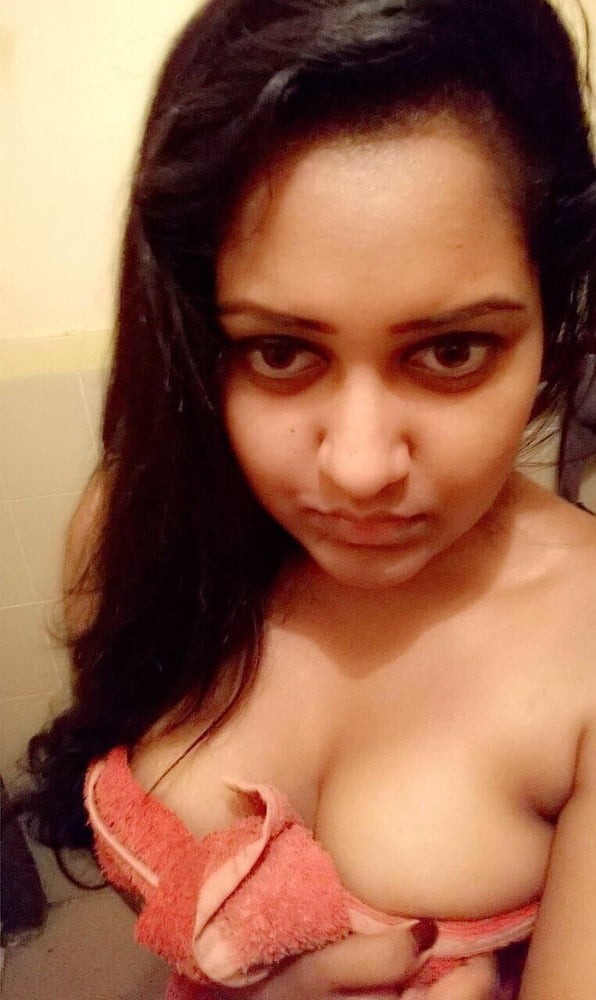 Indian beautiful aunty pic