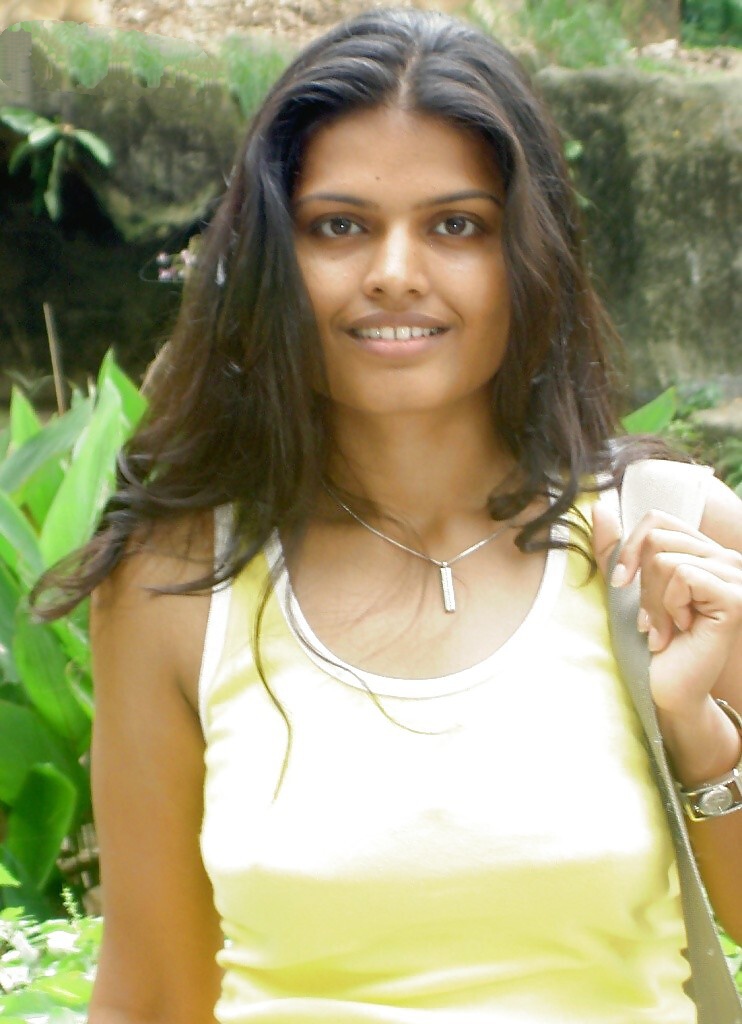 Indian Beautiful Arpitha Busty Big Boobs Full