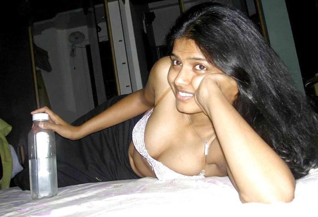 Indian Beautiful Arpitha Busty Big Boobs Full