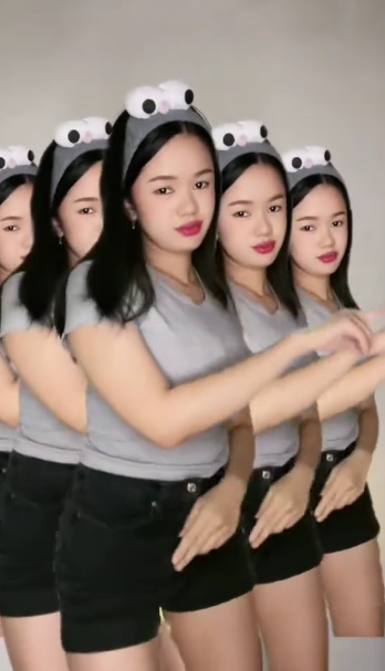 looking makes it uuhhooott_01