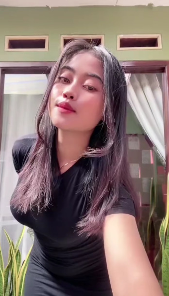 looking makes it uuhhooott_01