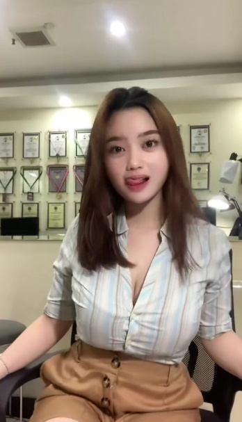 looking makes it uuhhooott_01