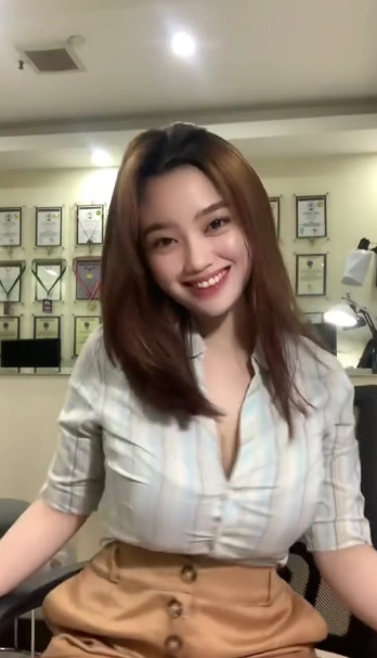 looking makes it uuhhooott_01