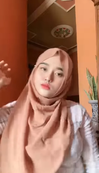 looking makes it uuhhooott_01