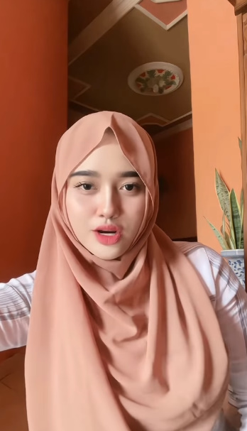 looking makes it uuhhooott_01