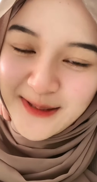 looking makes it uuhhooott_01