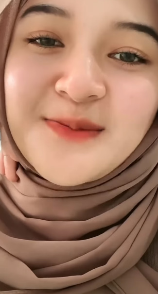 looking makes it uuhhooott_01