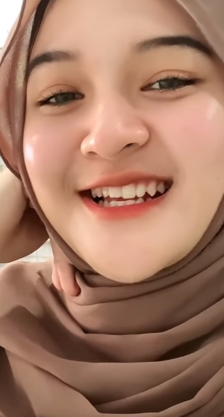 looking makes it uuhhooott_01