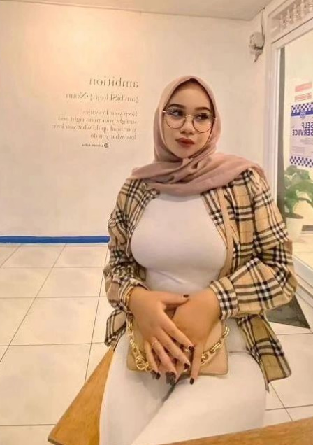 looking makes it uuhhooott_01